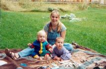 Irina mit Nolan und Quinton 1997