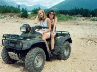 Irina und Crystal 1998